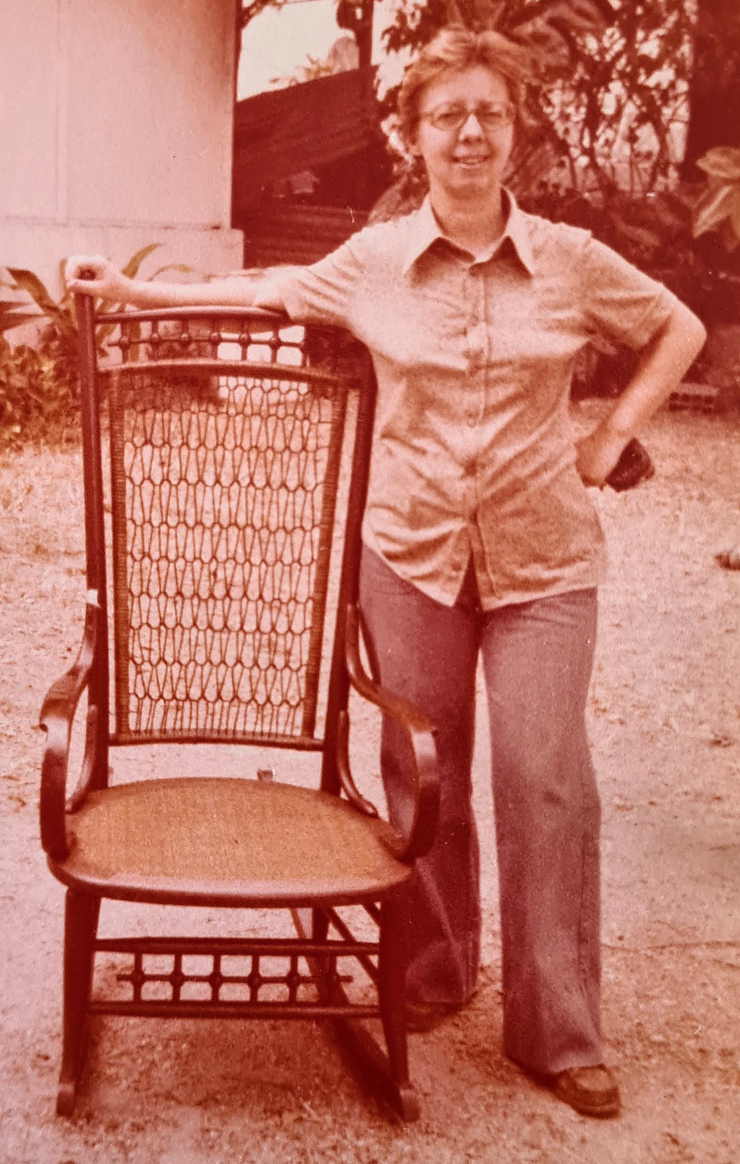 <span style="font-weight: 600">Sedia a dondolo dell'artista Arturo Michelena</span> Restauro del Museo Michelena. Anno: 1978. Venezuela.